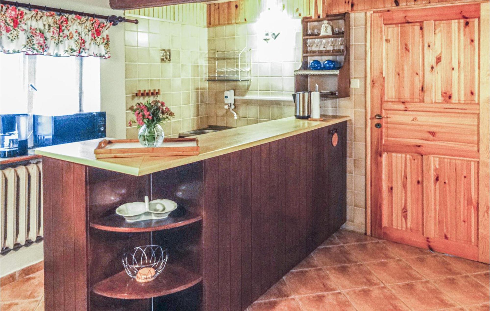 Awesome Home In Pleszew With Wifi Zawidowice Εξωτερικό φωτογραφία